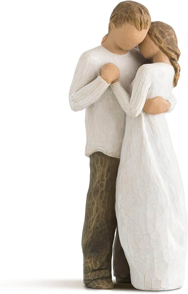 romantic anniversary gift husband: sculpted figure